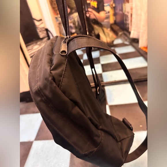 Black Zipper Backpack/Sling - Picture 4 of 7